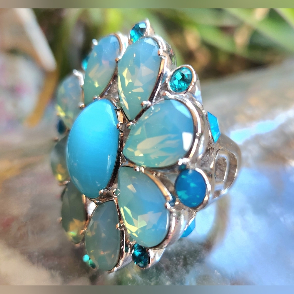 DIOR GLAM Turquoise Blues Silver MEGA Sparkly Rhinestones Gaudy Cocktail RING 2" - Picture 2 of 16